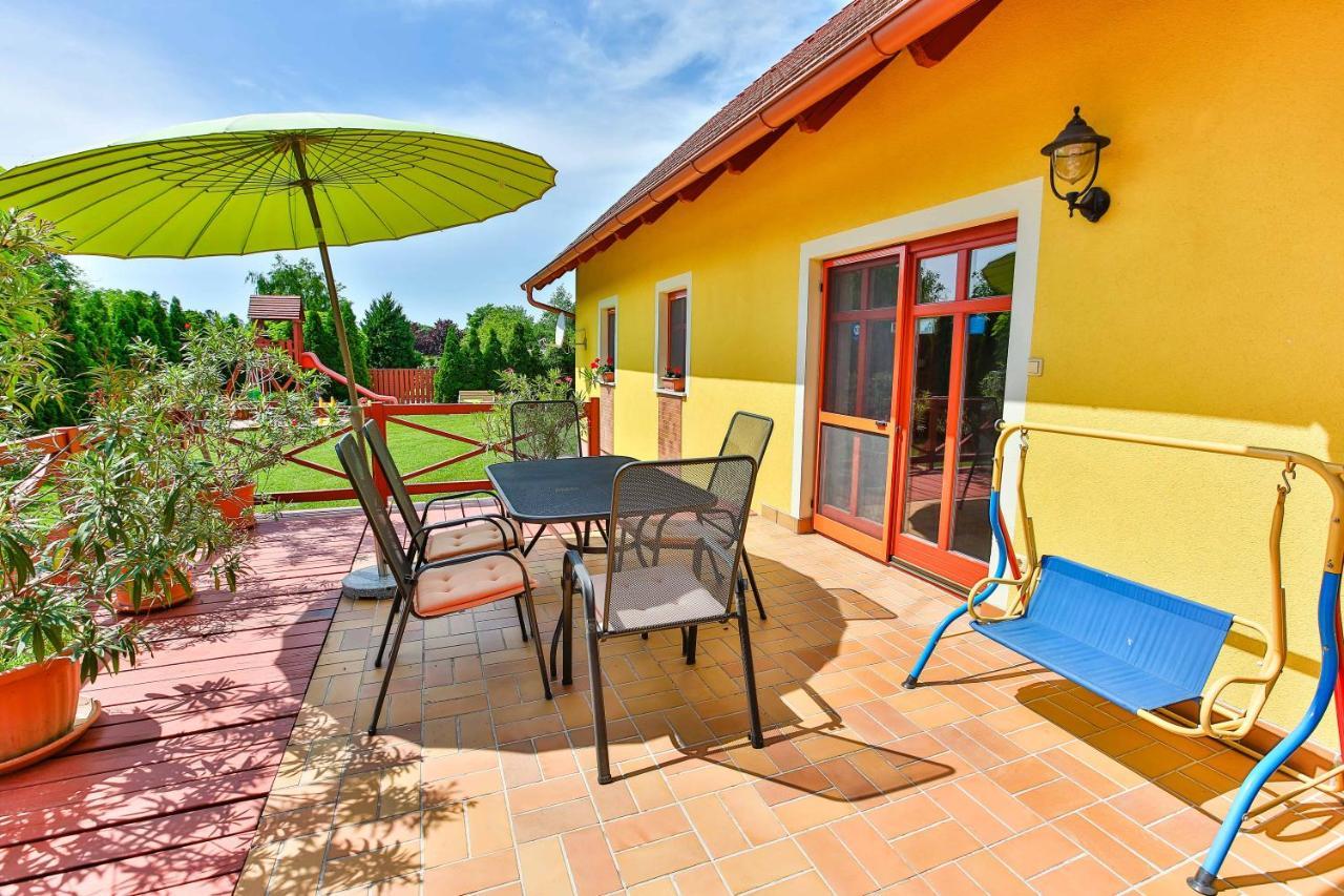 Sara-Lux Apartman Nyarliget 외부 사진